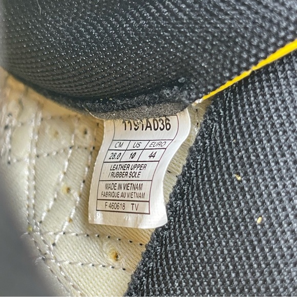 Asics Men’s Tiger Gel-Lyte Cobra Kai Dojo Pack Yellow/Black Size 10 US 1191A036 - Picture 12 of 16